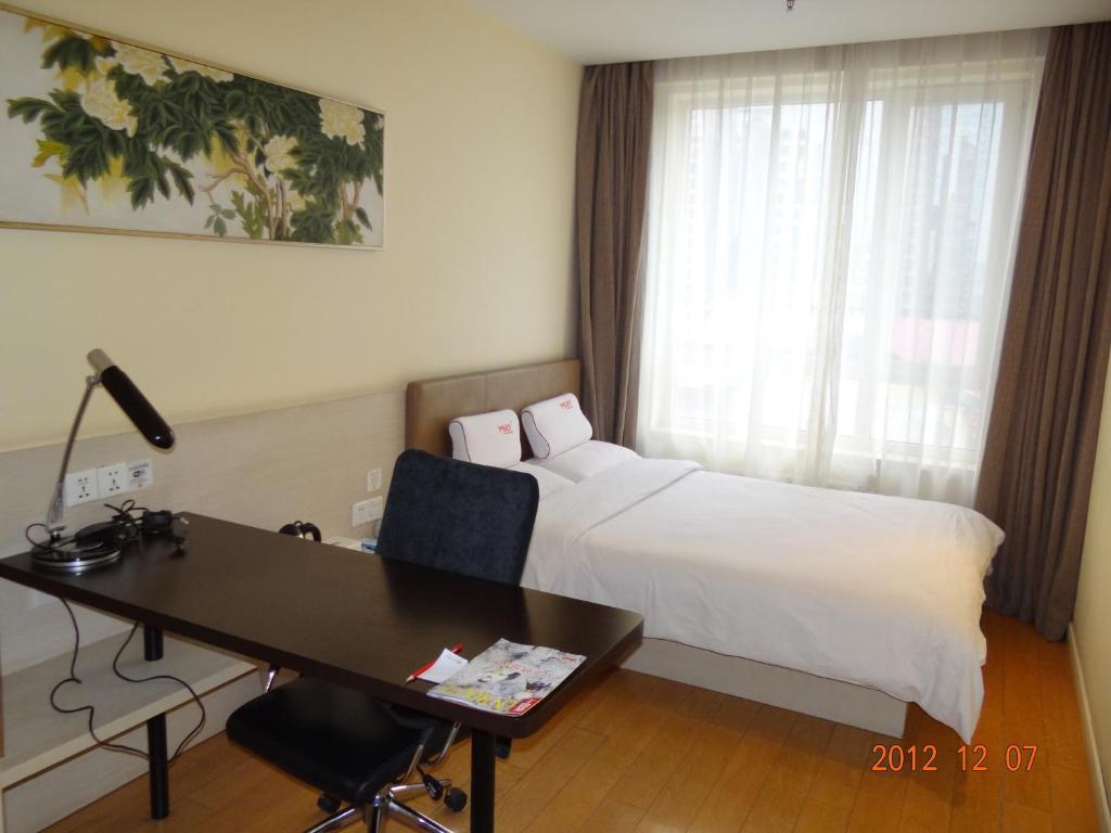 Donghua Hotel Пекін Екстер'єр фото